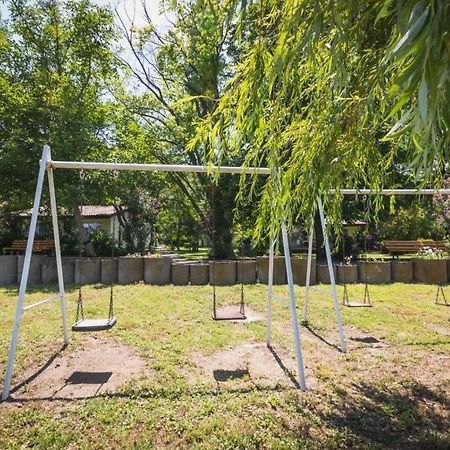 Fuk-Tak'S Bungalow Dojran エクステリア 写真