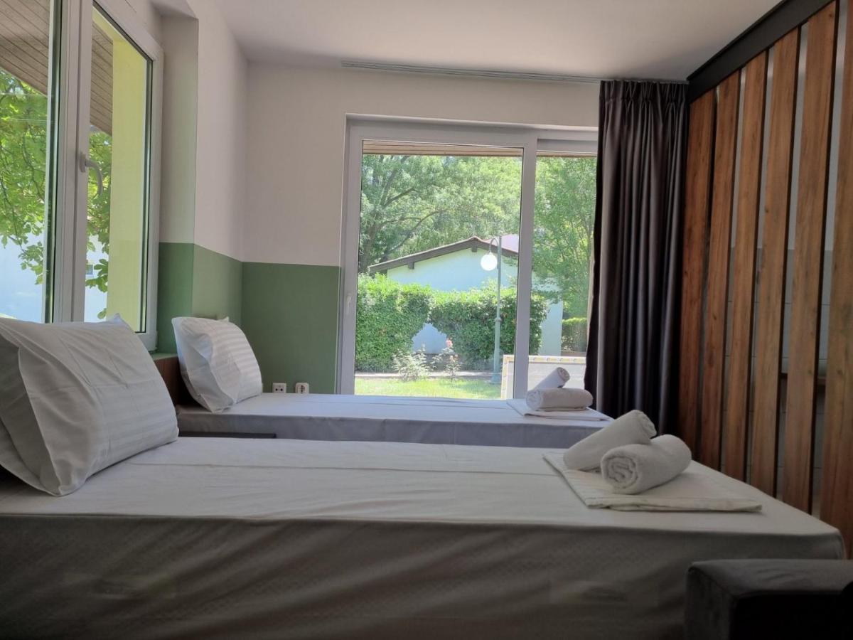 Fuk-Tak'S Bungalow Dojran エクステリア 写真